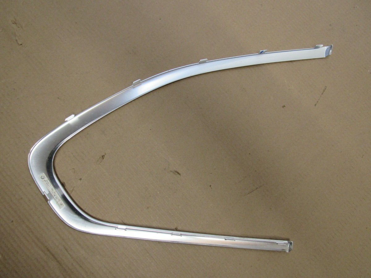 2016-2019 BMW F48 X1 REAR LEFT QUARTER WINDOW MOLDING TRIM ALU  