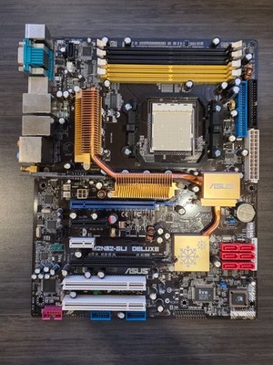 ASUS M2N32-SLI Deluxe Wireless Edition Rev. 1.03G Socket AM2 ATX Motherboard