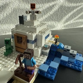 Lego 21120 Minecraft: The Snow Hideout (Complete)