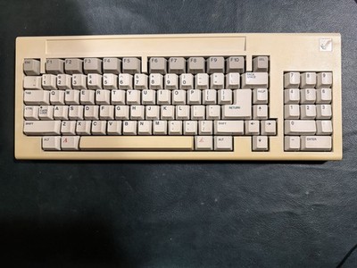 Commodore Amiga 1000 Vintage Computer Keyboard Amazing Condition*TESTED WORKING*