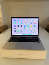 Apple MacBook Air 13" Silber i5 1,6GHz 8GB 256GB SSD Touch ID