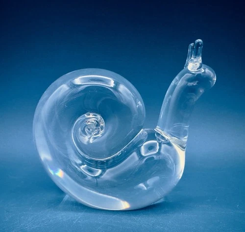 Signed 3" x 3.25" Steuben Glass SNAIL Hand Cooler / Figurine / Paperweight