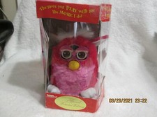 Valentine's Day Furby Used Box Is Worn 21,685 Of 150,000 Works Great