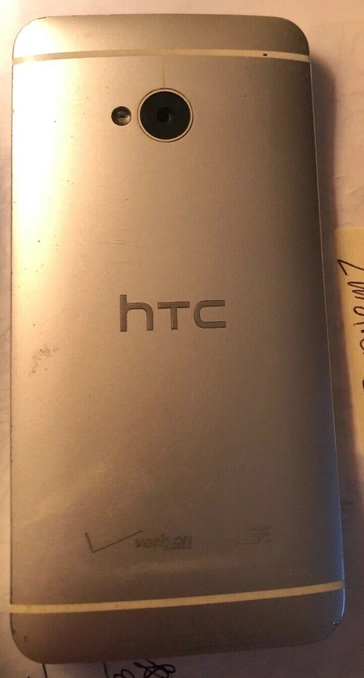 [BROKEN] HTC One M7 32GB Silver (Verizon) Good Used Cracked Glass - Image 2 of 2