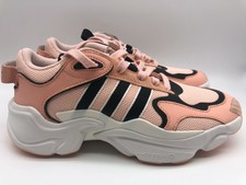women's magmur running sneakers