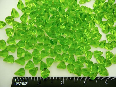 40 Preciosa Czech Glass 3D Triangle Beads 9x11mm Light Olive green, zz 52