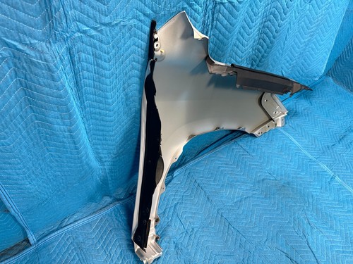 Lexus LX570 Driver's Side Fender w/ Protector Seal Silver:1F2 2008-2015 OEM - Picture 14 of 14
