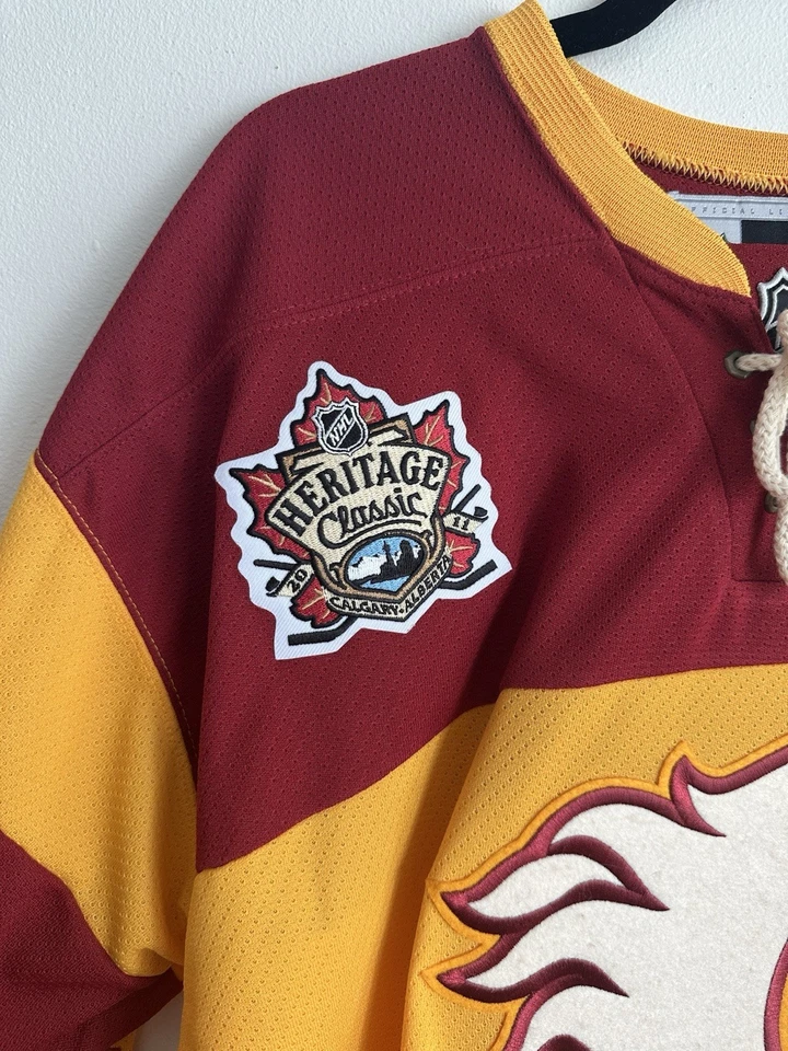 Camiseta vintage de la NHL Jarome Originla #12 2011 Calgary Flames Heritage clásica Reebok Foto 2 de 4