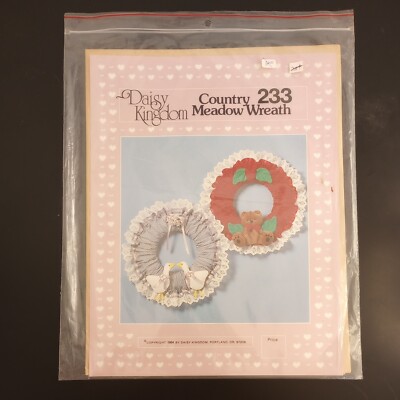 Country Meadow Wreath Quilt Craft Pattern Daisy Kingdom 17'' Whimsical Goose Bear