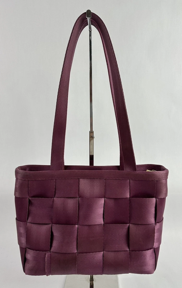 Harveys seatbelt top bags outlet