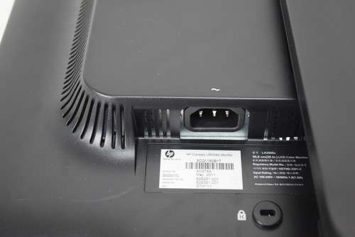 HP LA2006x 20" LCD Monitor VGA DVI DisplayPort Grade A - Picture 6 of 8