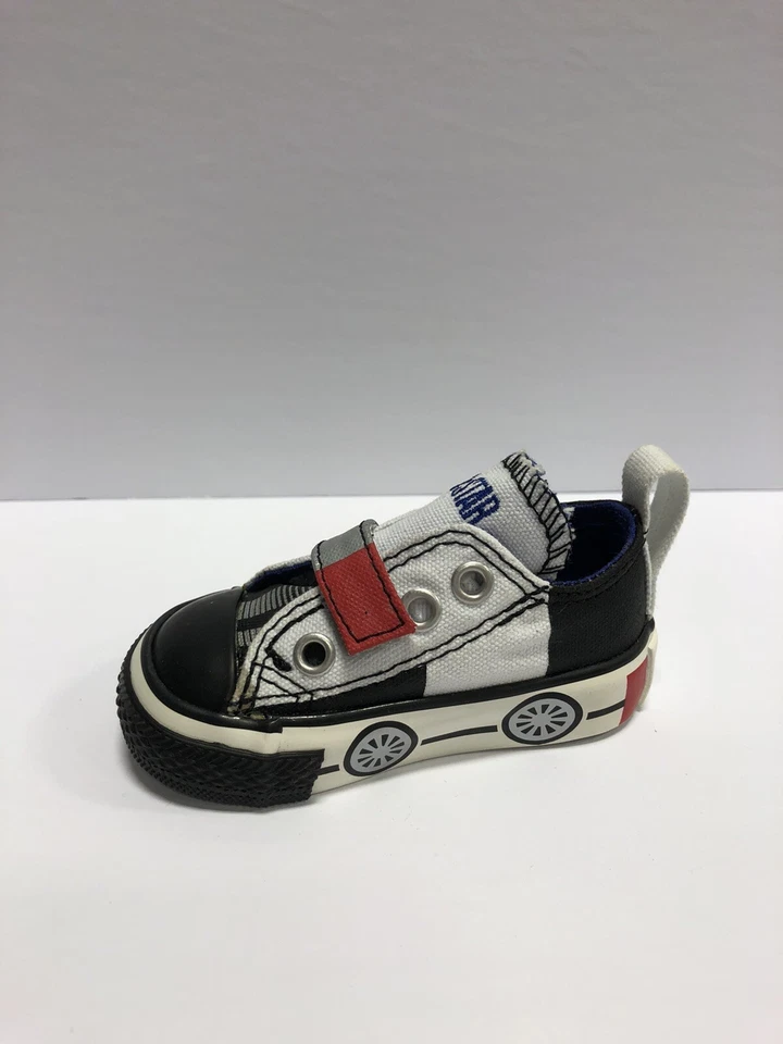 Zapatilla sin cordones Converse Lo Top talla 2 M niño pequeño Foto 2 de 4