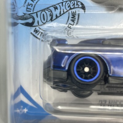 Hot Wheels Super Treasure Hunt '17 Nissan GTR R35 50th Anniversary