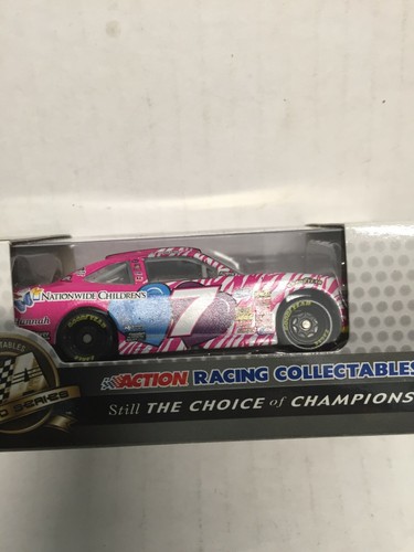 1:64 Action Regan Smith #7 Nationwide Children's 2013 Chevrolet Camaro - Picture 3 of 4