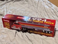 Getty Toy Tanker Truck 1994 1st in Series with Lights and Sound New In Box
