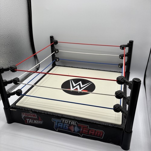 Vtg Jakks 1998 WWF Attitude Wrestling Ring & Cage Launchers Rope w/6 Figures - Picture 2 of 8