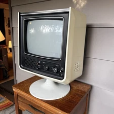 Vintage JC Penney Portable Color Solid State CRT TV 15” • Japan • Tested c. 1975