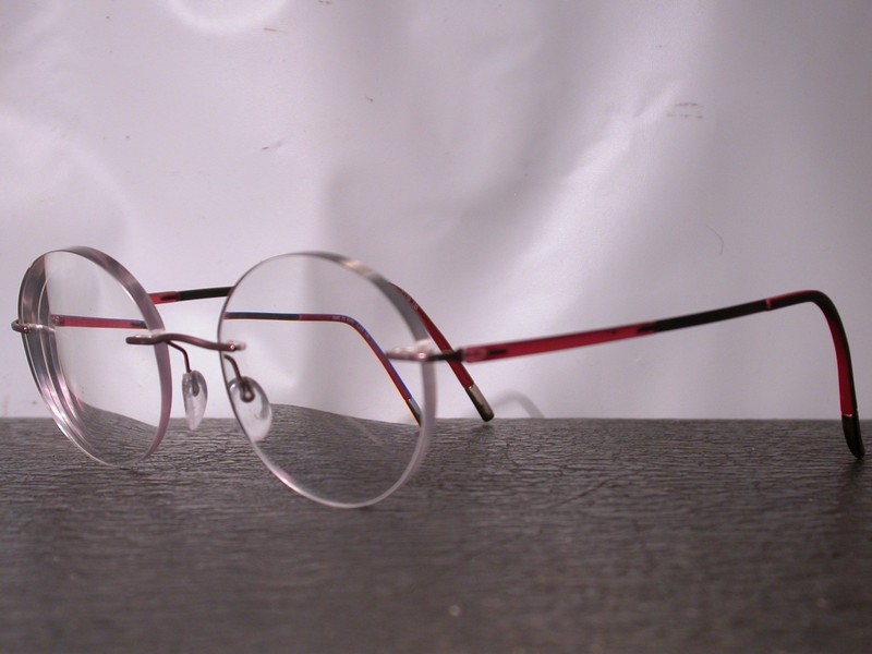 Silhouette Titan Frameless Red Light Weight Eyeglasses Made in Austria