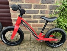 Hornit Airo Balance Bike 12" Red