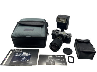 Canon AE-1 Program + Compact Auto Zoom 70-210mm + Speedlite 177A + Tasche Anleit