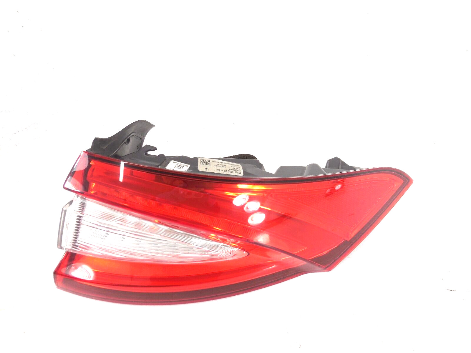 2017 2018 2019 2020 Maserati Levante Outer Tail Light Lamp Passenger Right OEM