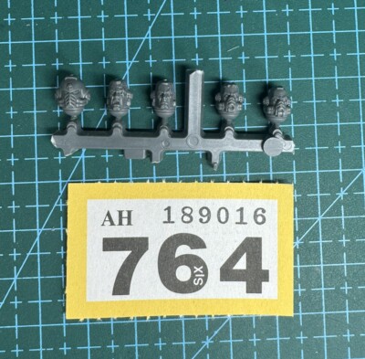 5 Space Marine Hellblaster Köpfe Helme 40k Bits Horus Häresie Sergeant Captain