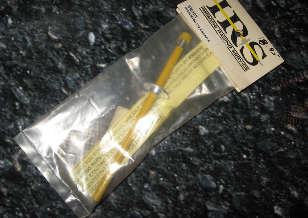 RC VINTAGE TEAM ASSOCIATED RACING GRADE 12 SCALE & SS PAN CAR AXLE IRS IRS103