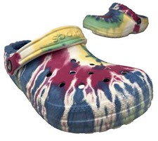 CROCS Lined Classic Clogs Women  s 6 Men  s 4 Slip On Rainbow Tie Dye Powder Blue