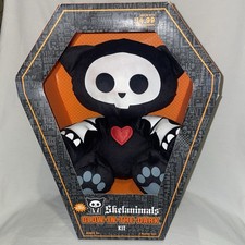 Skelanimals Kit Kat Glow In The Dark Plush In Coffin Box Halloween 2009 RARE