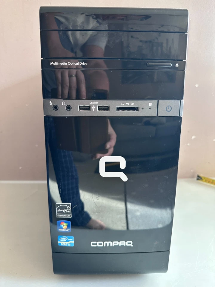 COMPAQ-ATX Computer Tower nur leeres PC Gehäuse.