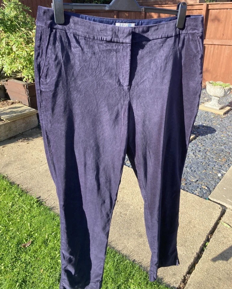 Boden Richmond Velvet Trousers  size 20 reg --navy colour-- WM459--b7a - Image 3 of 4