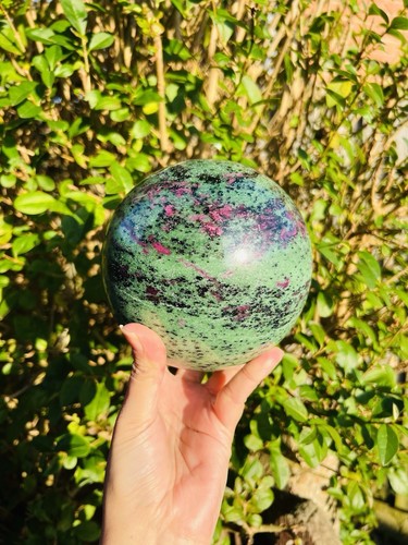 135mm / 4.015kg Large Rare Ruby Zoisite Crystal Natural Stone Sphere, UVA GLOW - Picture 2 of 8