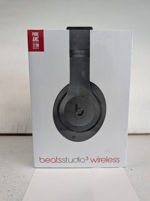  Beats Solo3 Wireless Over-Ear Bluetooth Headphones Black New in Box MP582LL/A