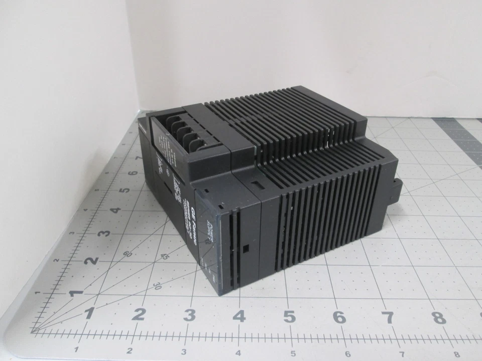 GE Fanuc, IC693PWR321L, 30W Power Supply, Series 90-30 Programmable Control Used - Image 2 of 4