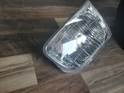 2001 2002 2003 2004 Toyota Sequoia Right Headlight Passenger | eBay