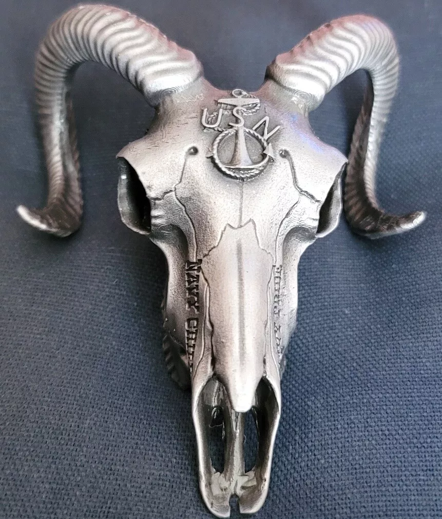 Amazing 3.5" Navy USN Chief CPO Pride Challenge Coin 3D Longhorn Skull Gray