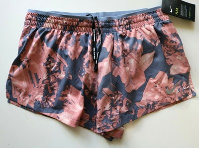 nike women's elevate printed track shorts