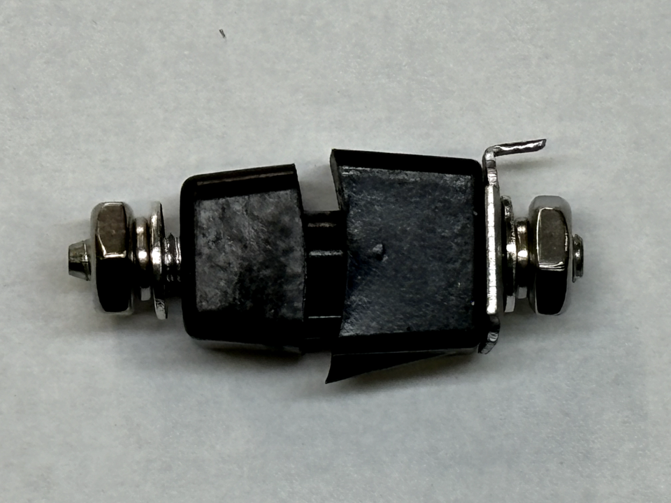 REPRO TRACTOR DELCOREMY DISTRIBUTOR SQUARE WIRE TERMINAL INSULATOR