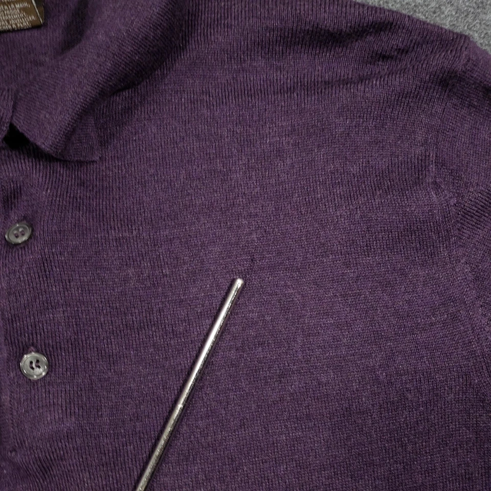 Suéter Neiman Marcus 100% Lana Merino Para Hombre Mediano Púrpura Cuello Estilo Polo Foto 2 de 4