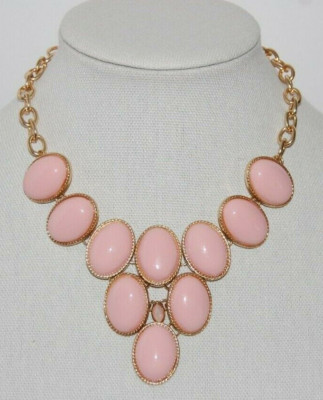 ELEGANT COUTURE PINK ACRYLIC CABOCHONS ON GOLD TONE METAL STATEMENT BIB NECKLACE
