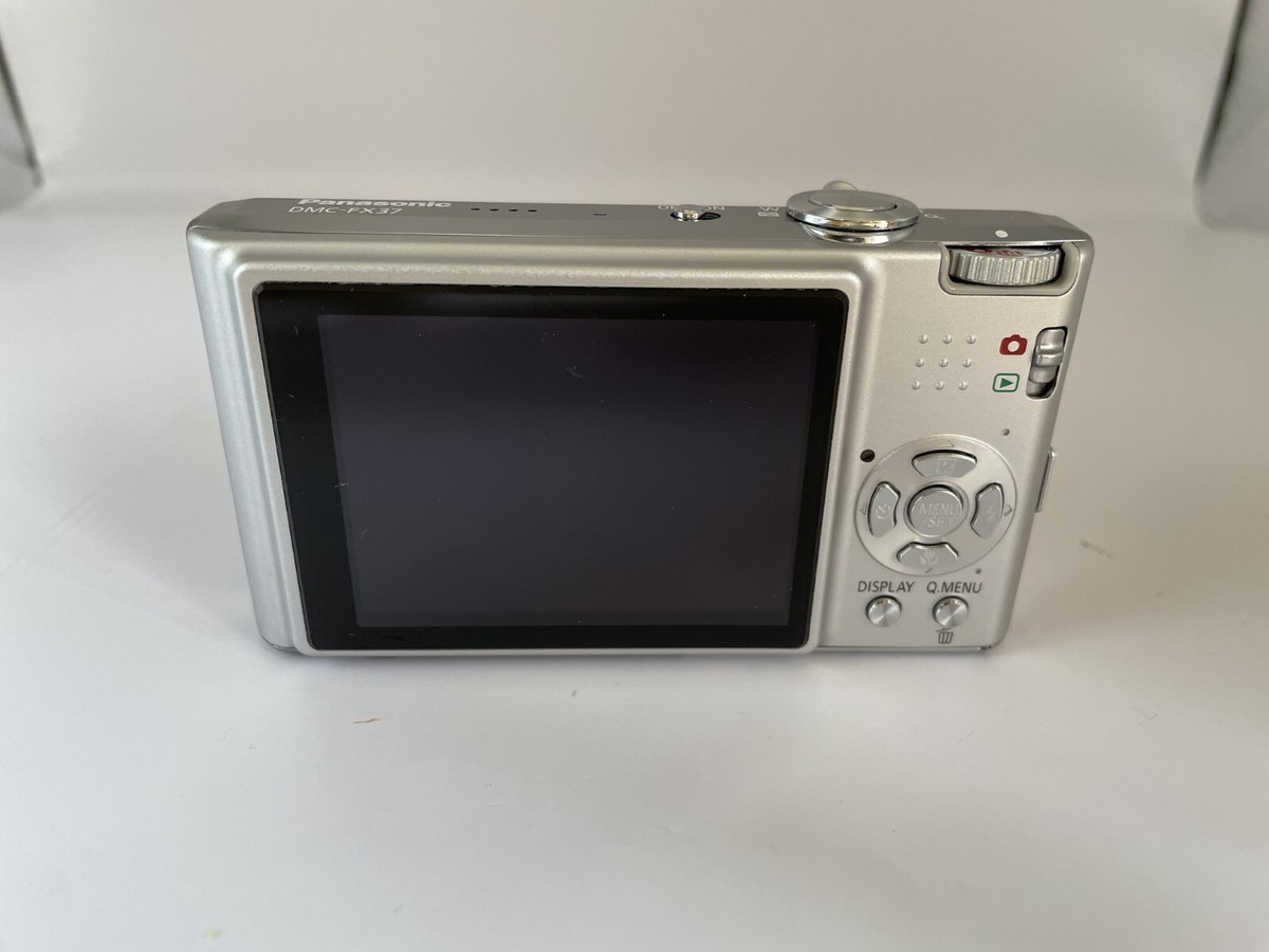 Near Mint】Panasonic LUMIX DMC-FX37 10.1MP Digital Camera - Silver