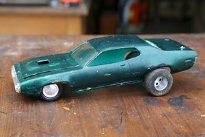 Vintage Plymouth GTX Slot Car Body Model With wheels parts repair