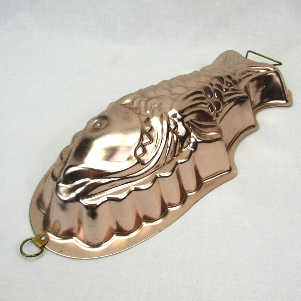 Fish 4 CUP Vintage Aluminum Copper Tone JELLO Mold kitchen wall hanger