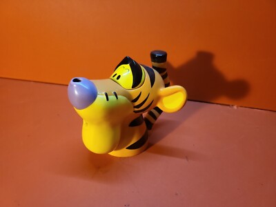Rare Disney Character Showcase Collection Tigger Face Head Teapot By Paul Cardew