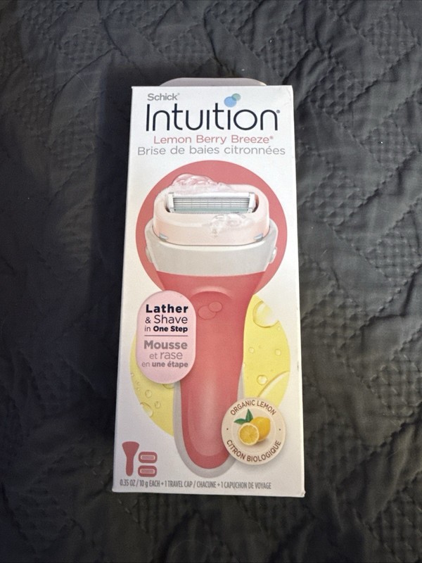 Schick Intuition Lemon Berry Breeze Women's Razor 4 Blades 2 Cartridge
