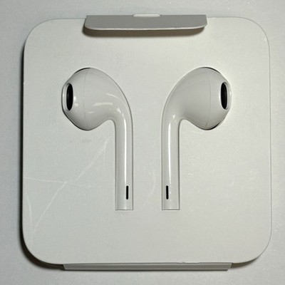 Apple Lightning Earbuds Wired New No Case White has Mic