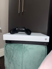 Microsoft Xbox One X 1TB Console with Controller & Power Cable - READ DESC