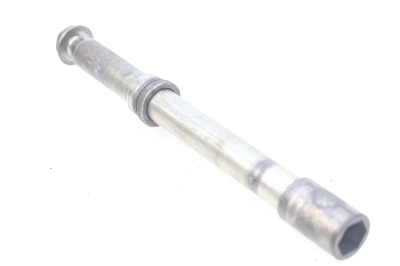FRONT WHEEL AXLE - YAMAHA FJR ABS 1300 (2006 - 2012)