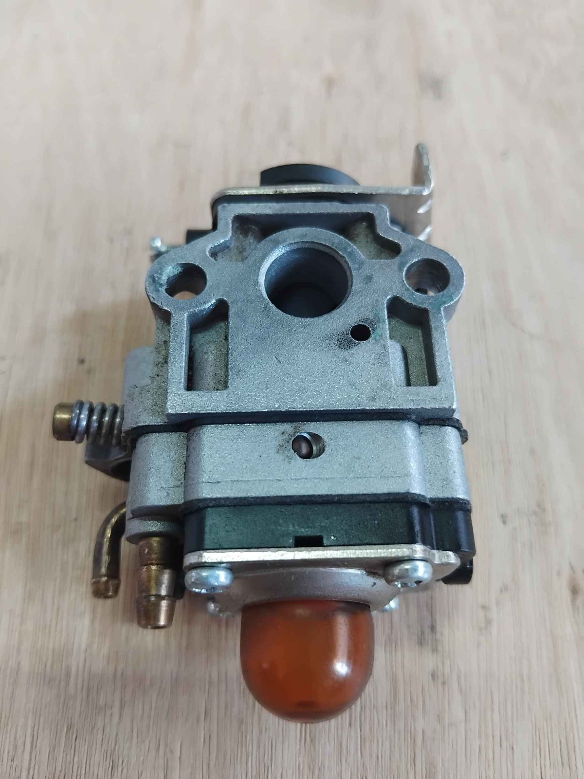 RICAMBIO DECESPUGLIATORE HYUNDAI 35200 " Carburatore "
