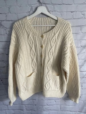 Handgestrickte Aran Strickjacke mit Zopfmuster groß Cottagecore Vintage Unikat